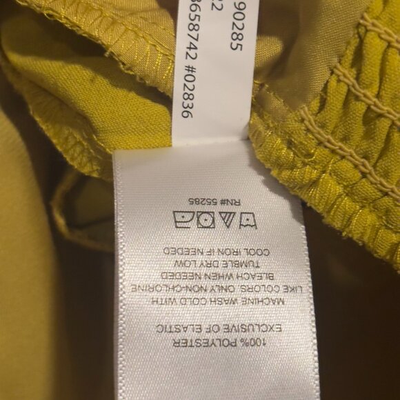 Express Women size large Mustard yellow Smocked Blouson Blouse - Picture 9 of 9